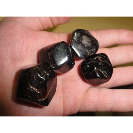 Granat 3-3,5Cm Ročno poliran