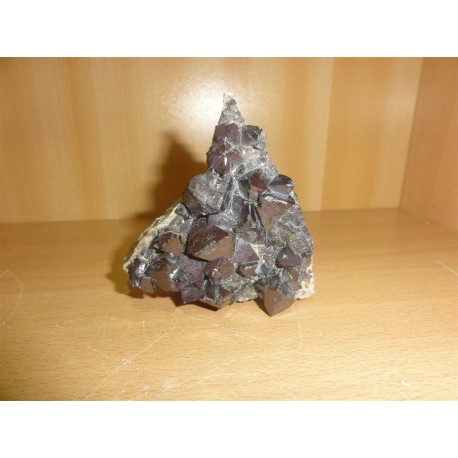Magnetit 7,5X4X7,5Cm