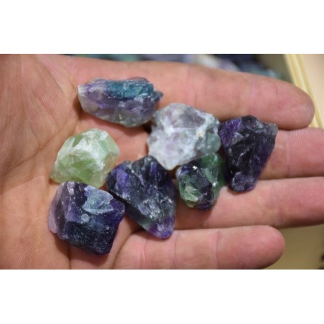Mavrični Fluorit 2-2,5Cm